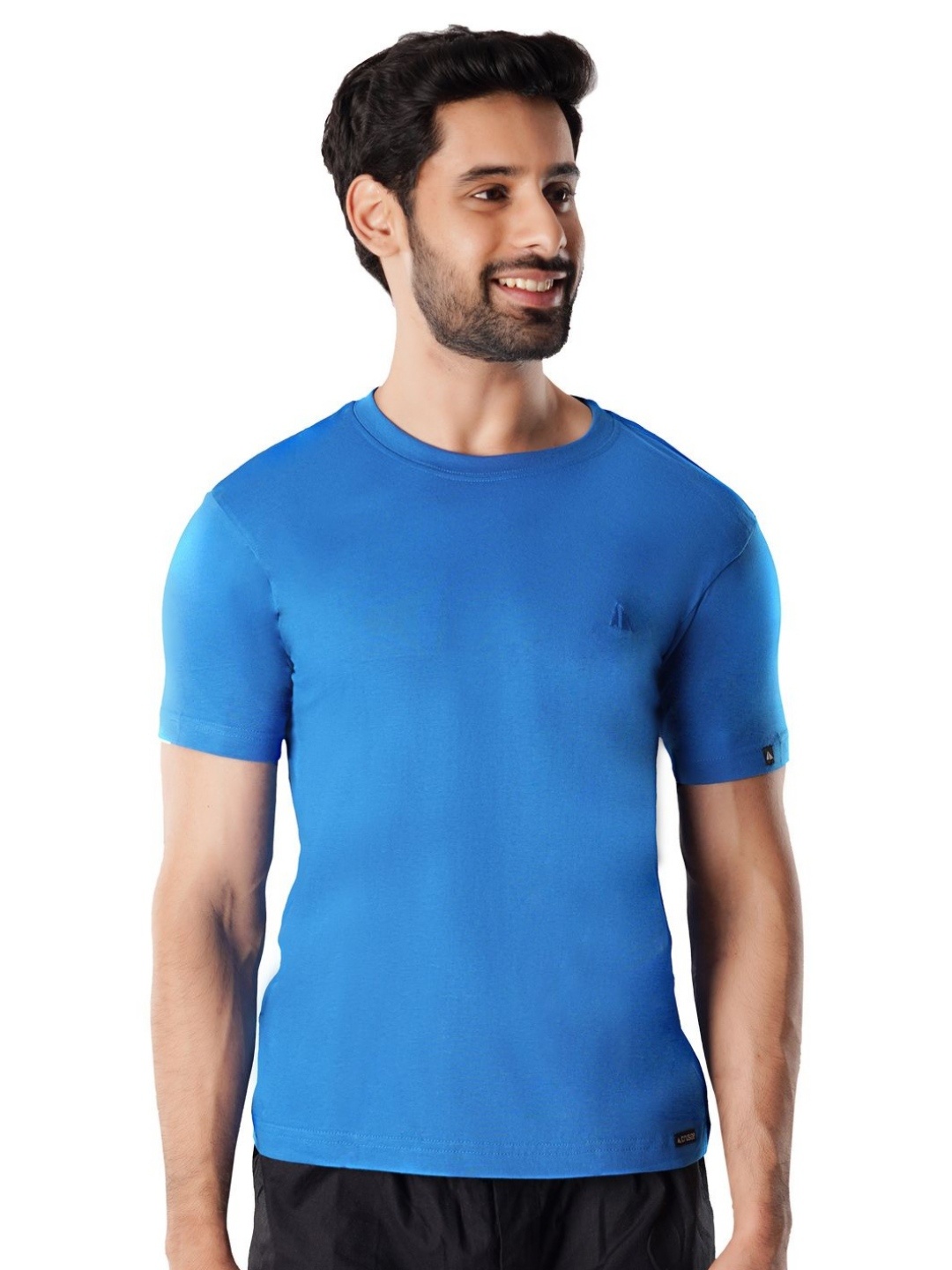 

Crusoe Men Solid Round Neck Cotton T-shirt, Blue