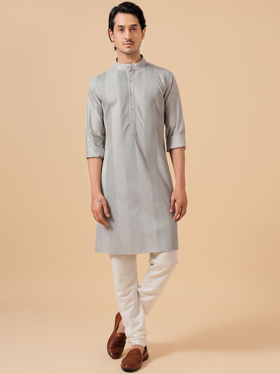 

RR Blue Striped Printed Band Collar Straight Raw Silk Kurta, Grey