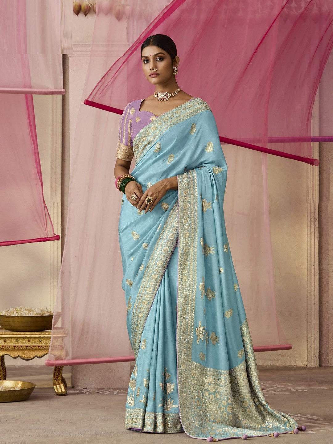 

MAHALASA Ethnic Motifs Woven Design Zari Pure Silk Banarasi Saree, Turquoise blue