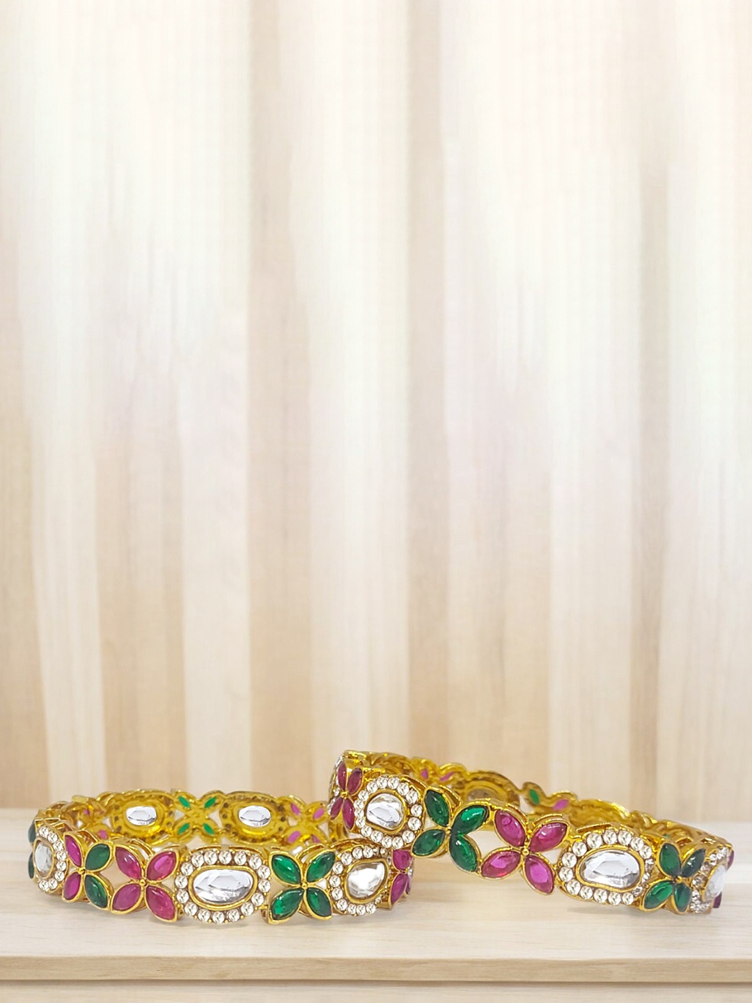 

CHRISHAN Set Of 2 Gold-Plated Kundan-Studded Bangles