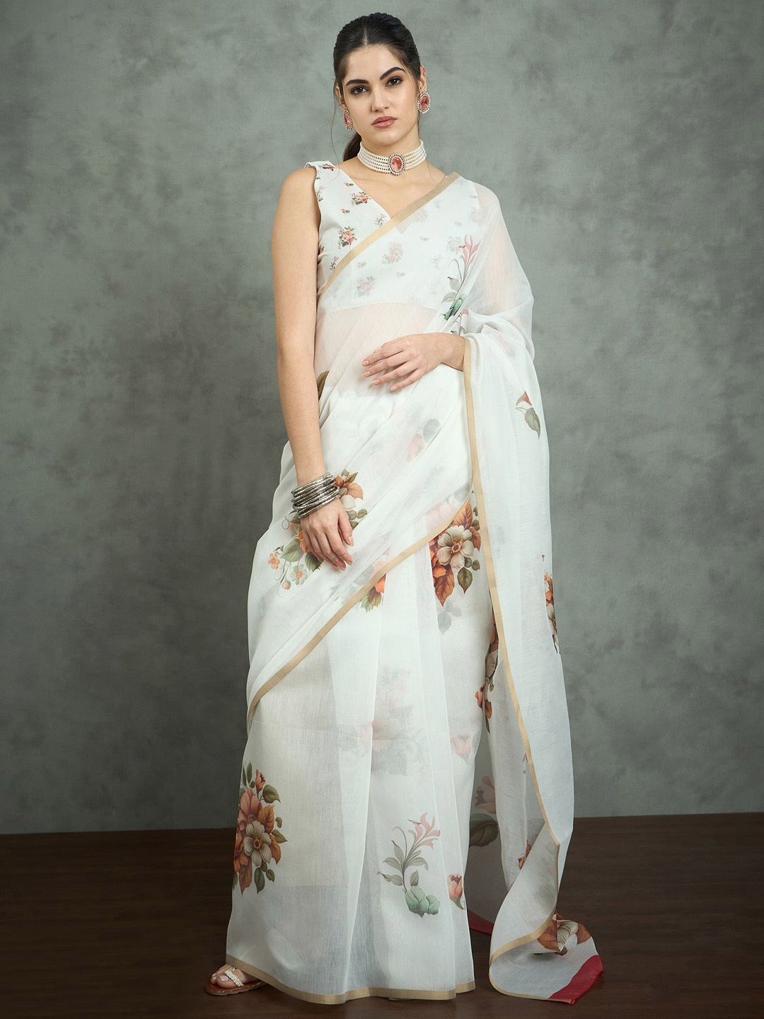 

Mitera Floral Printed Block Print Saree, White