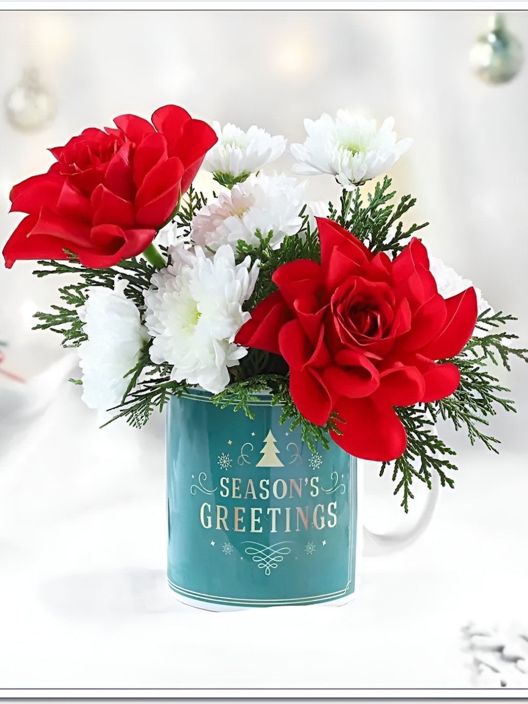 

fnp 3 Pcs Red Rose & White Daisy Christmas Blossom Flowers In Box