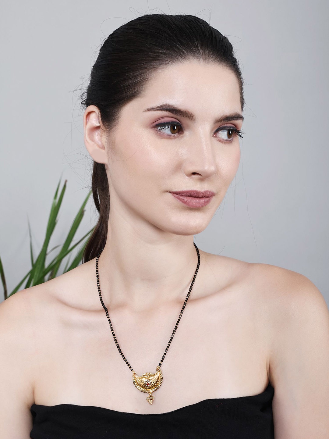 

SUNHARI Gold-Plated Mangalsutra