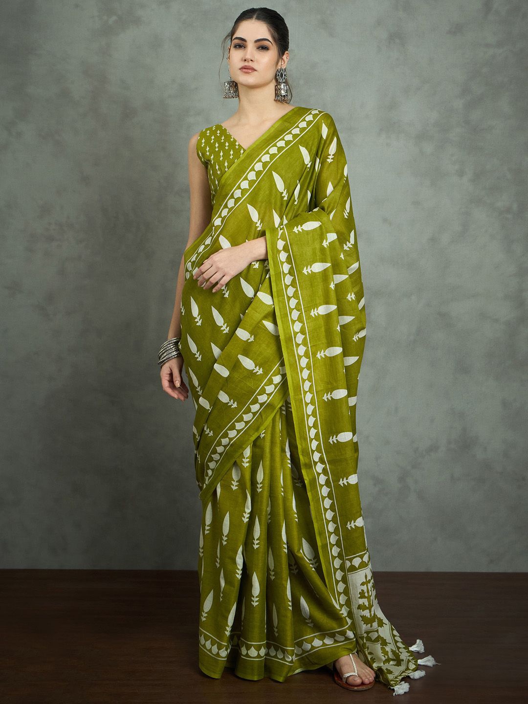 

Mitera Bagh Saree, Green