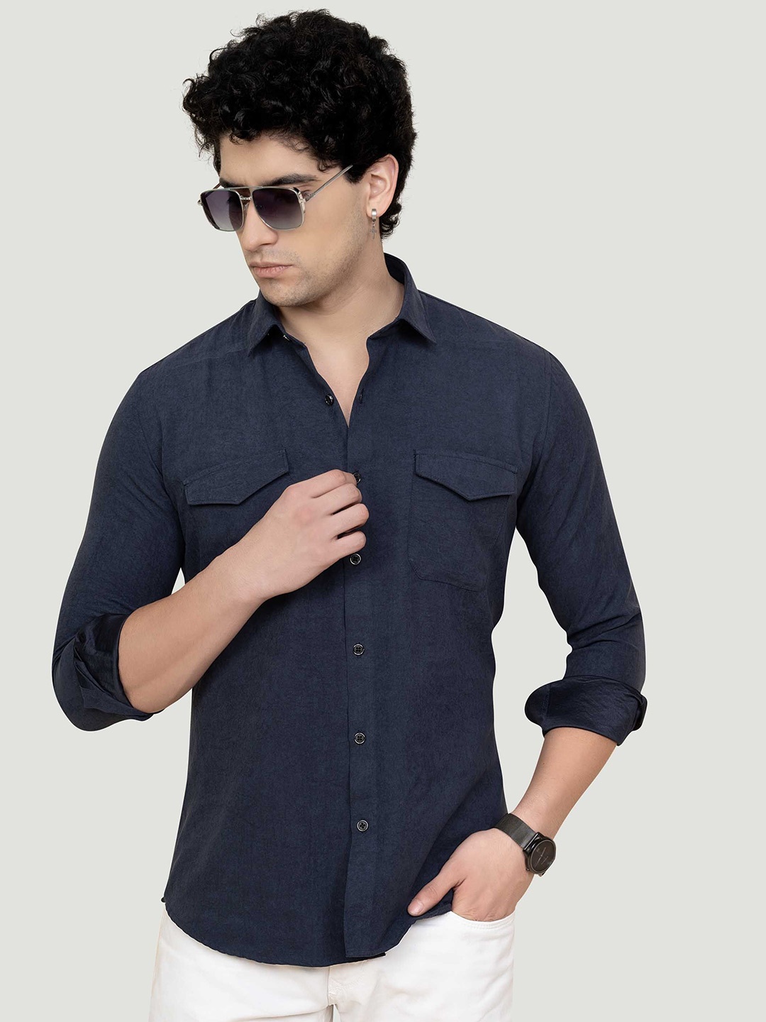 

ALMATY Men Comfort Spread Collar Solid Casual Shirt, Navy blue