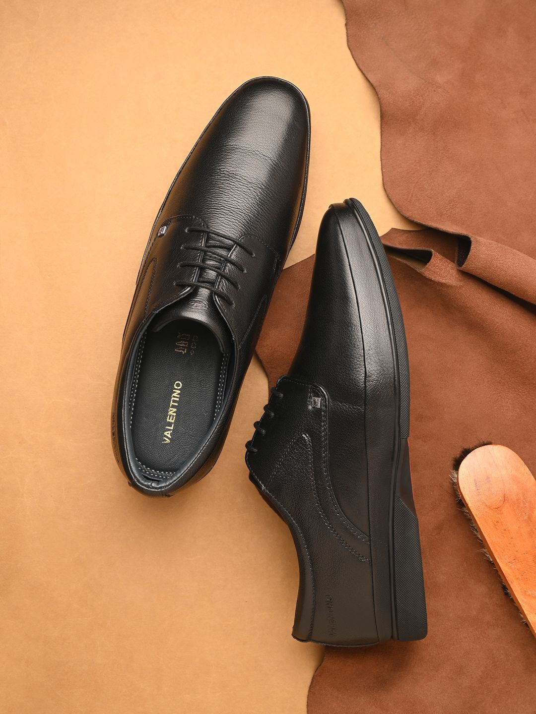 

Valentino Men Round Toe Lace-Up Formal Derbys, Black