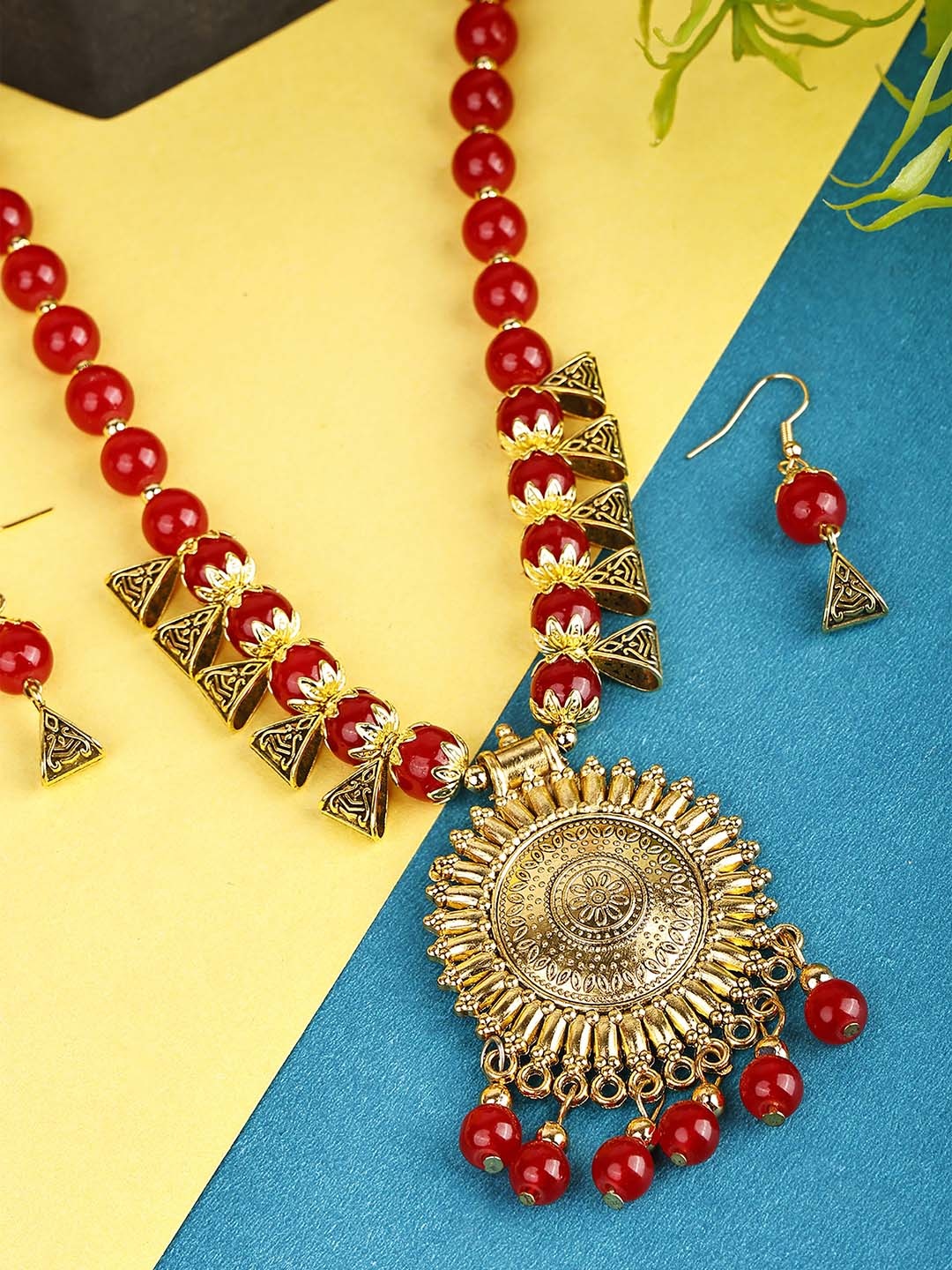 

SUNHARI Gold-Plated Beaded Round Sun Design Jewellery Set