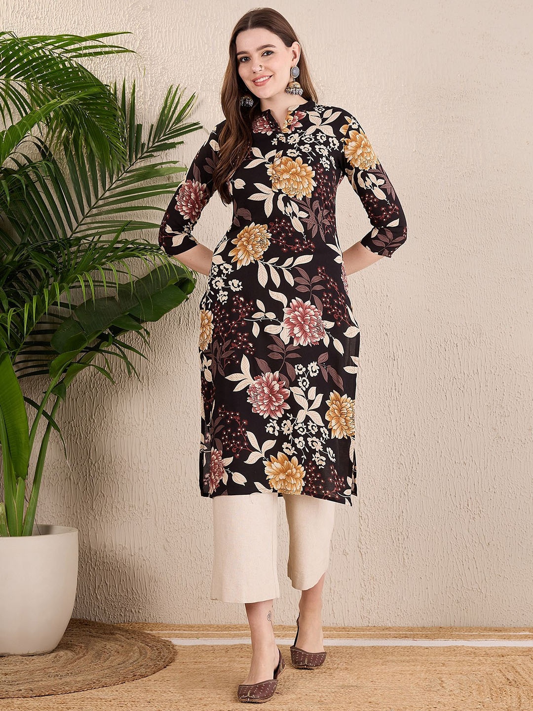 

Anouk Women Floral Printed Kurta, Black