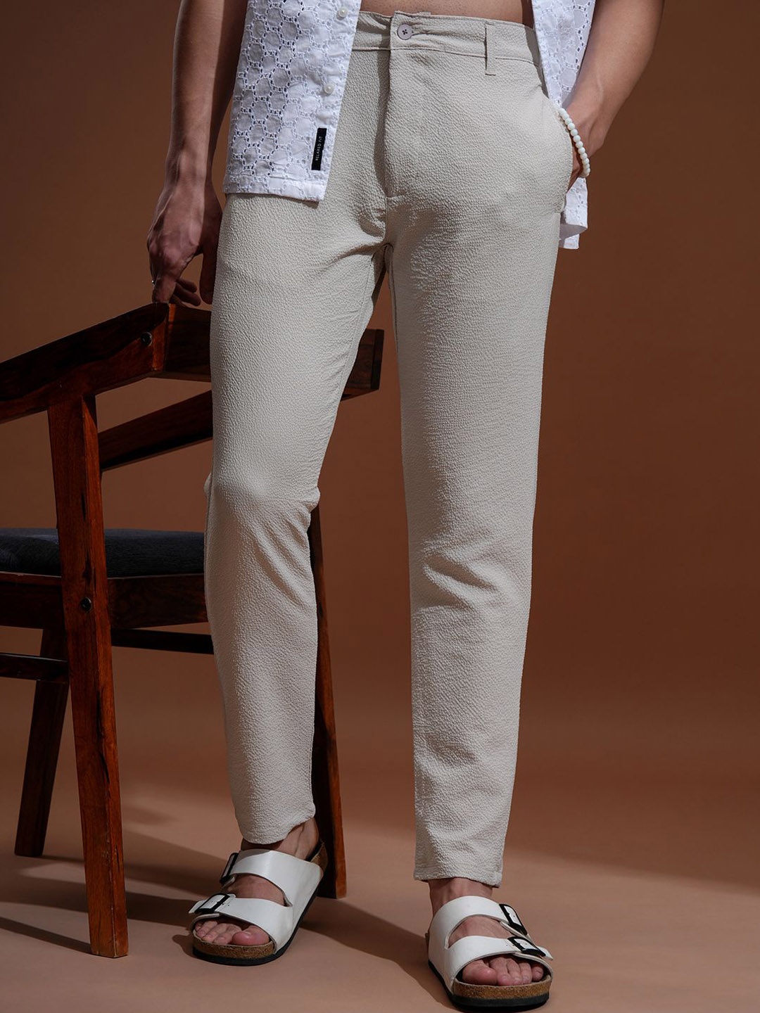

HIGHLANDER Men Mid-Rise Slim Fit Chinos Trouser, Pink
