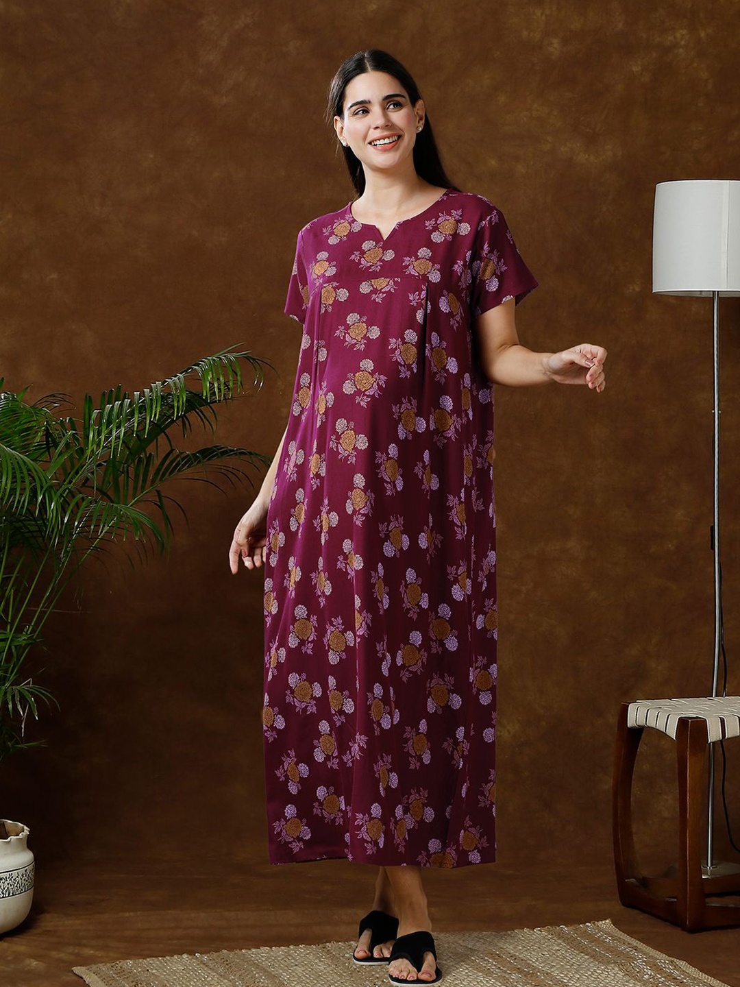 

MomToBe Women Printed Maxi Nightdress, Maroon