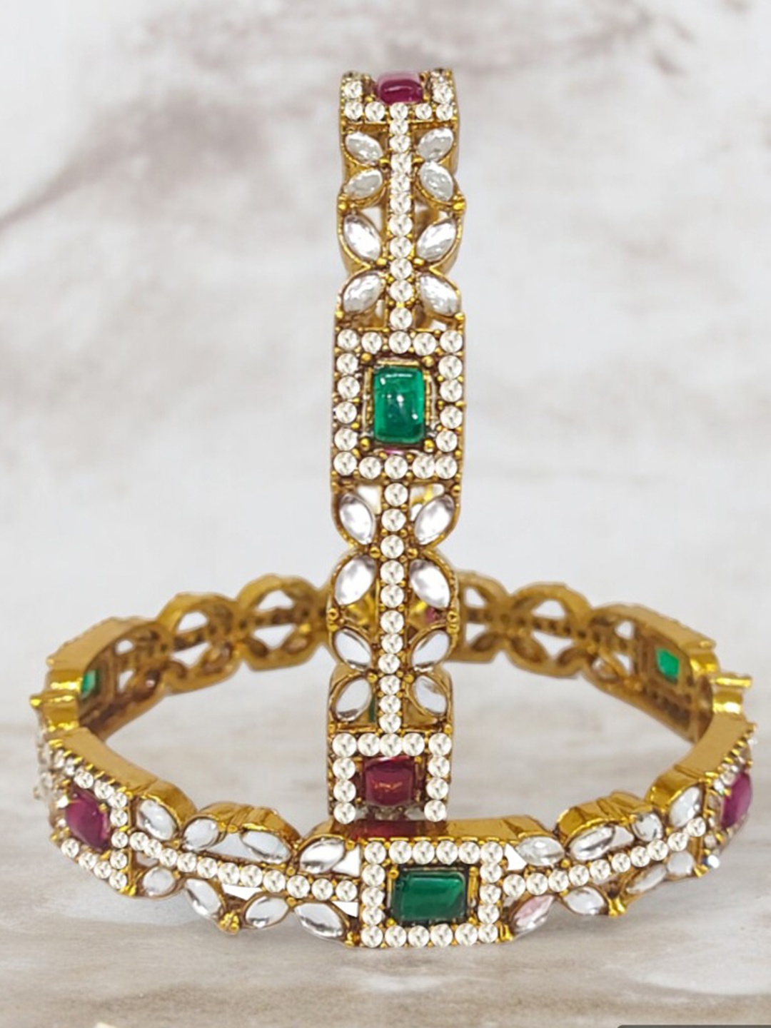 

CHRISHAN Set Of 2 Gold-Plated Stone Studded Bangles