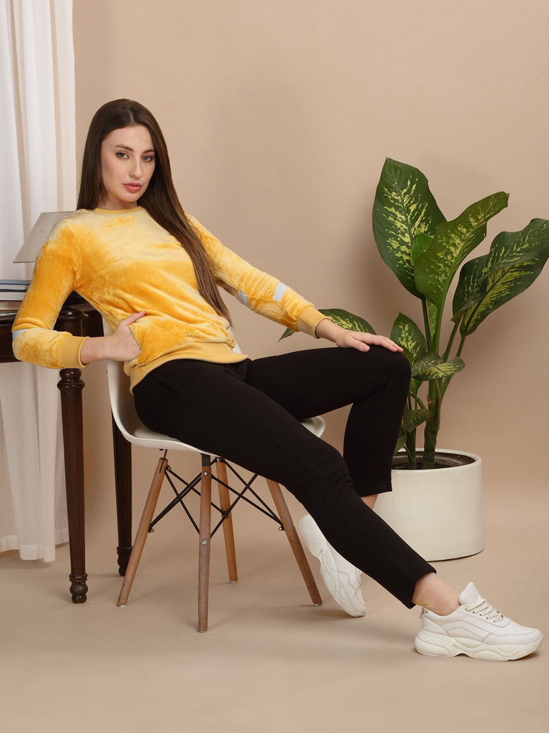 

Sweet Dreams Women Round Neck Pullover Sweatshirt, Mustard