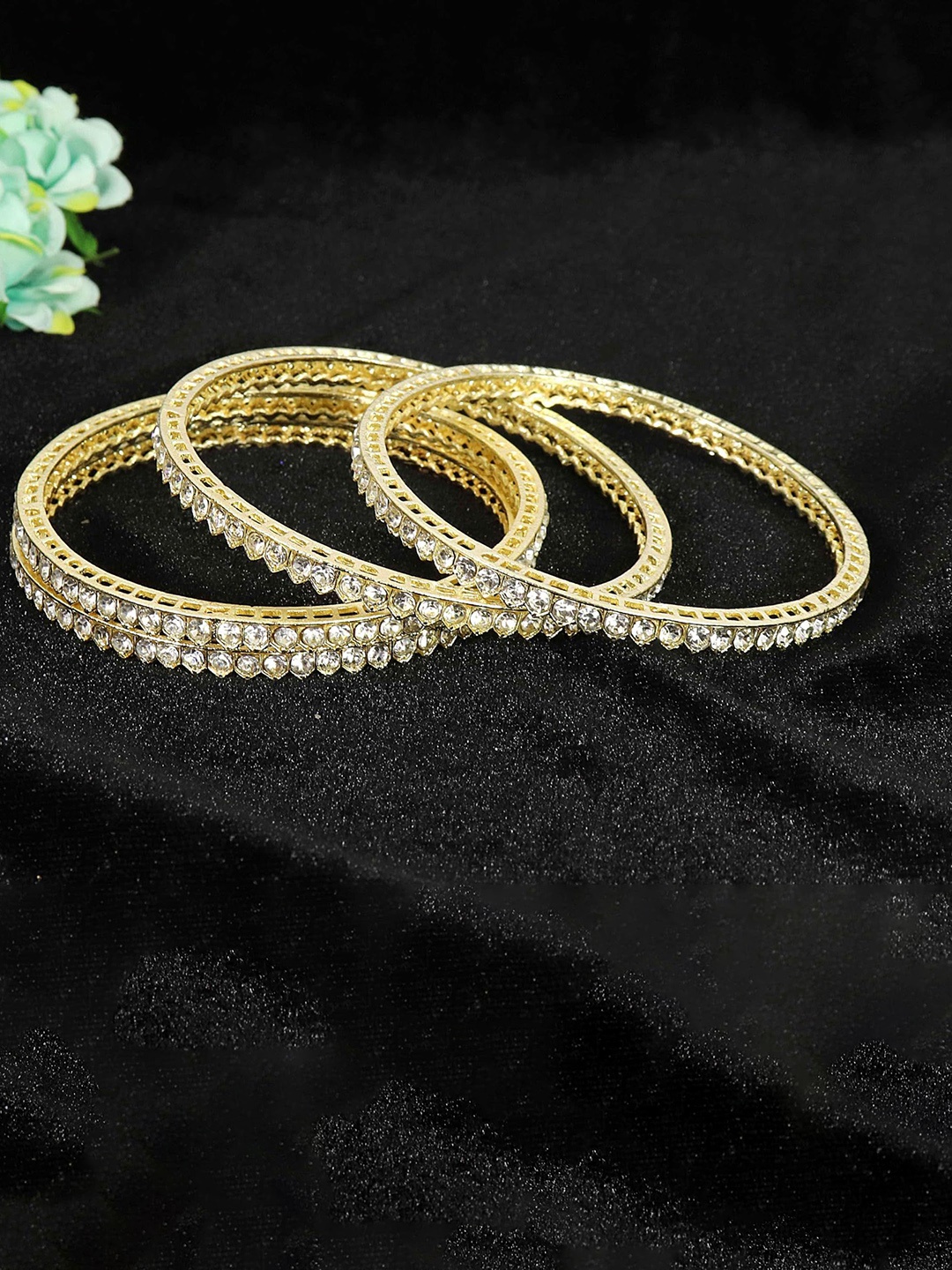 

ZULKA Set of 4 Gold Plated Metal with Zircon Diamond Bangles