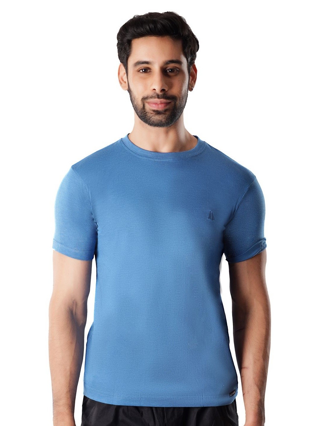 

Crusoe Men Solid Round Neck Cotton T-shirt, Blue