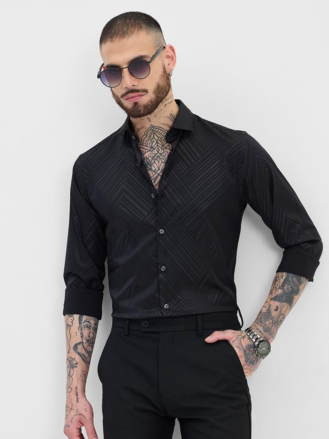 

Snitch Men Smart Spread Collar Textured Slim Fit Formal Shirt, Black