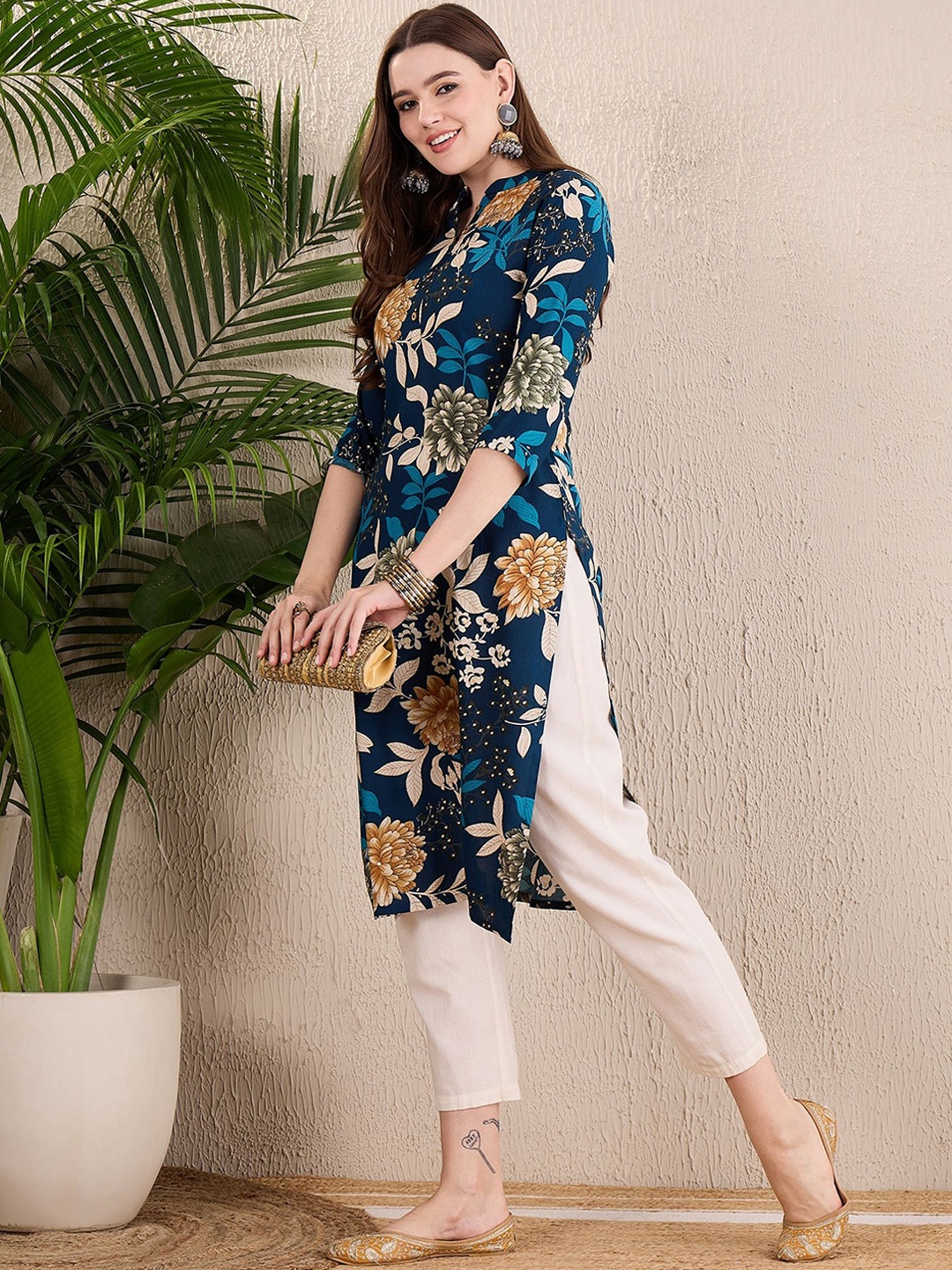 

Anouk Floral Printed Floral Kurta, Blue