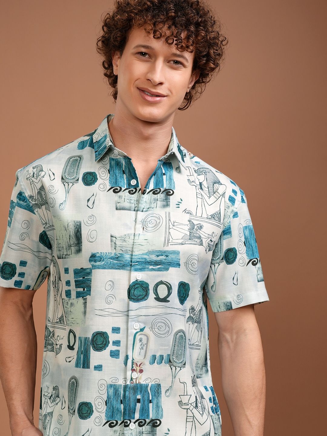 

HIGHLANDER Men Spread Collar Graphic Printed Relaxed Fit Casual Shirt, White