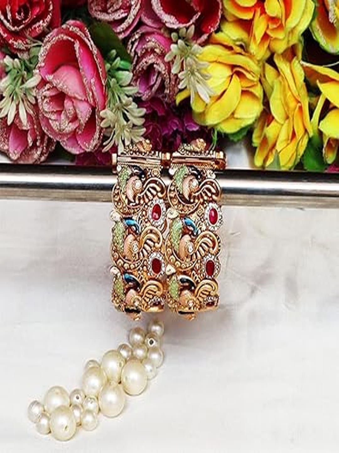 

TAJ BRIDAL STORE Set Of 2 Gold Plated Stone Studded Bangles