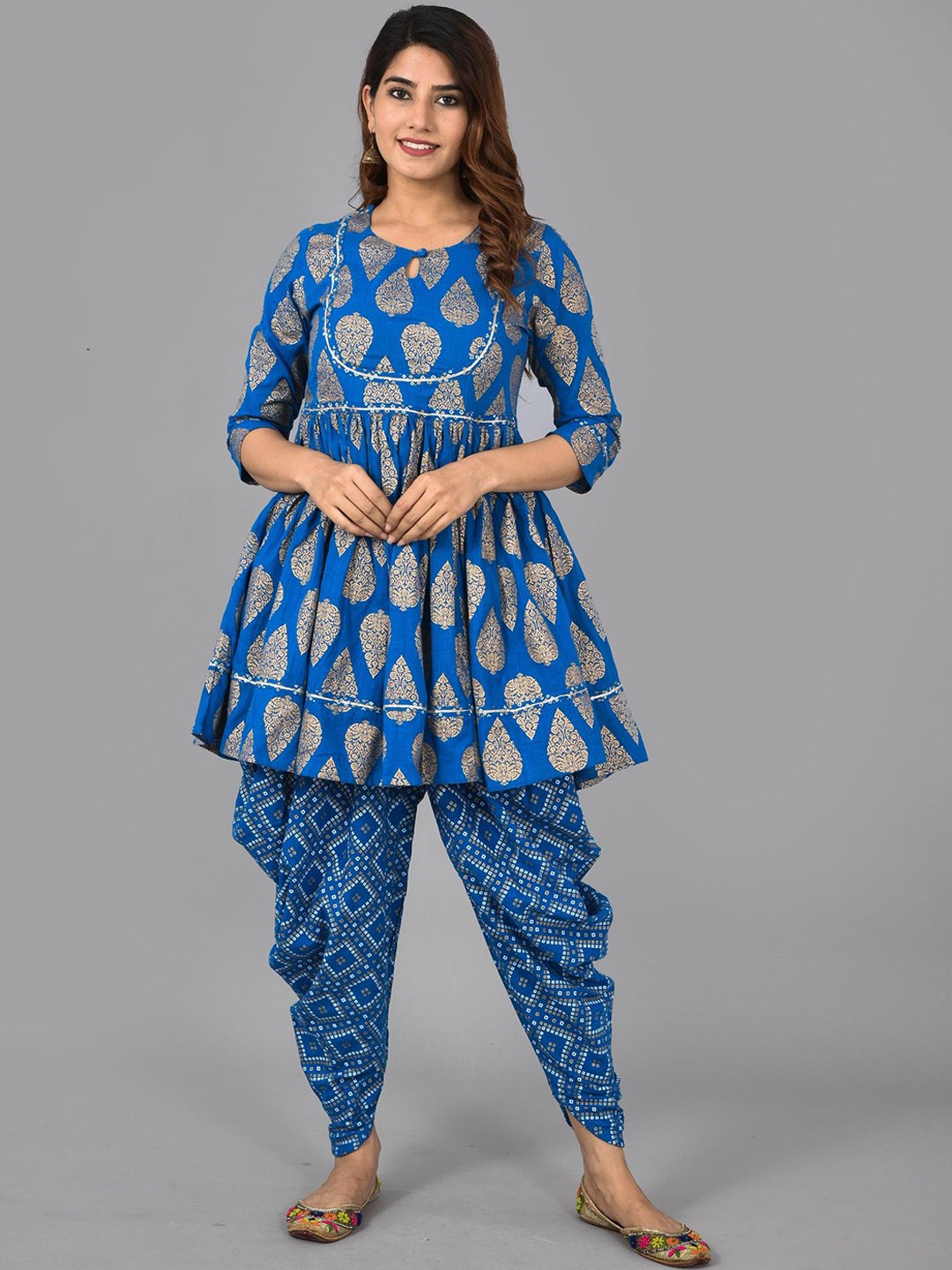 

AAYUMI Ethnic Motifs Printed Keyhole Neck Anarkali Kurta With Dhoti Pants, Blue
