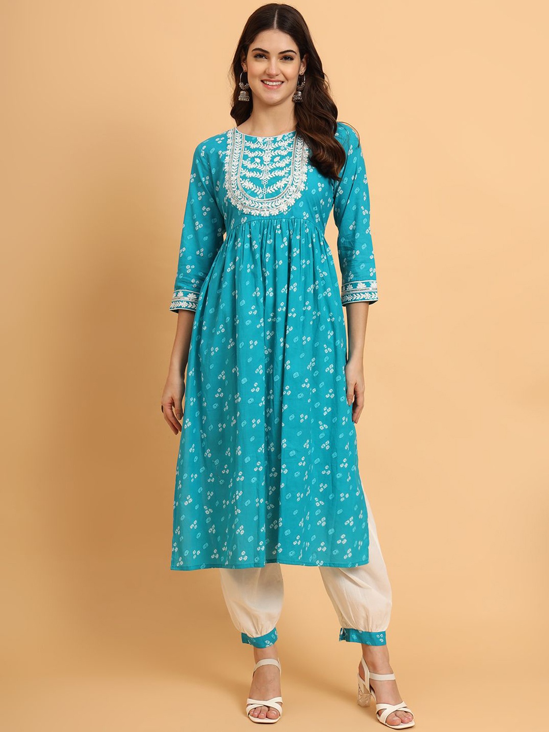 

AAYUMI Floral Printed Round Neck Pure Cotton A-Line Kurta With Trousers & Dupatta, Turquoise blue