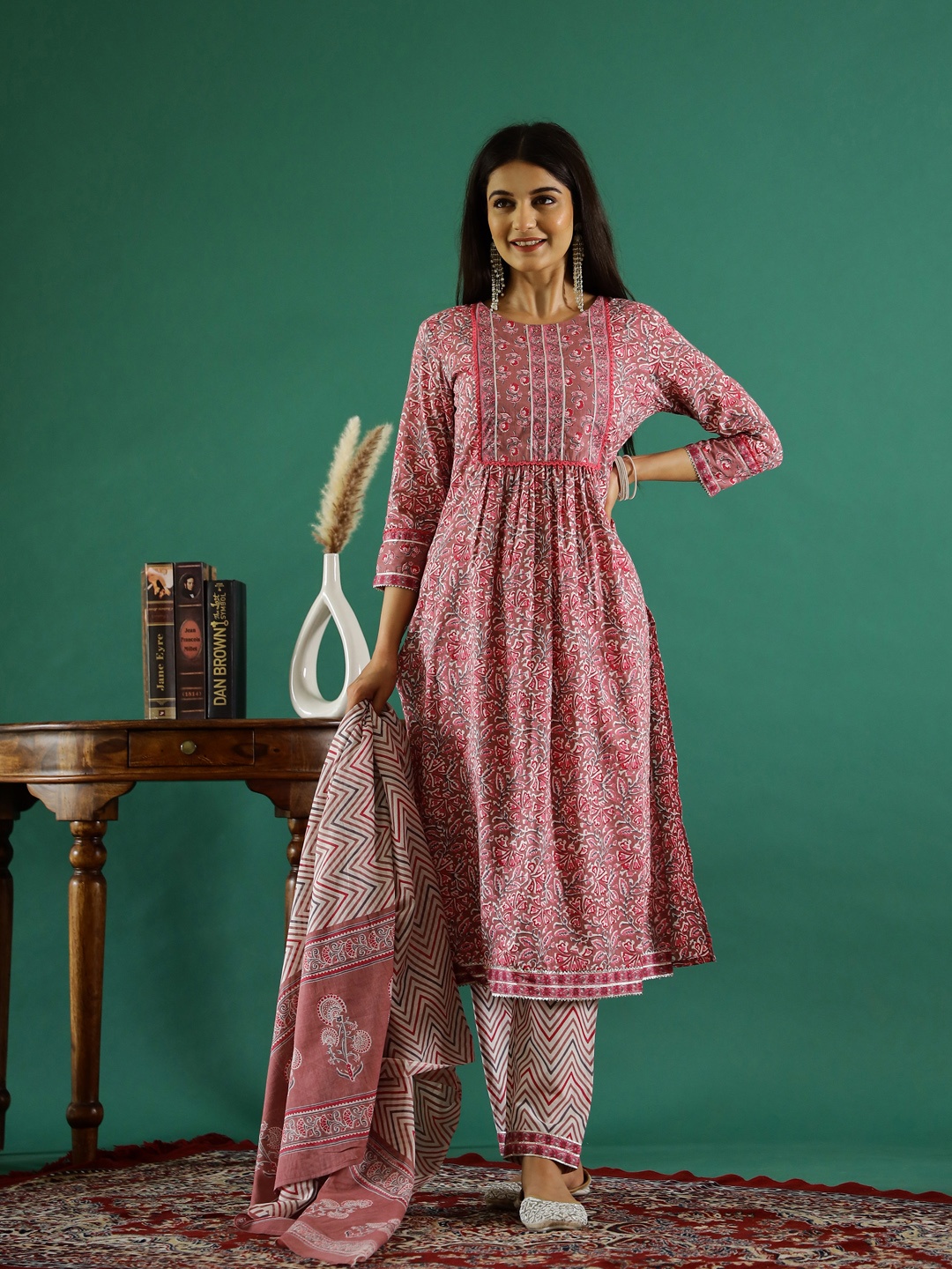 

RangDeep Women Floral Printed Gotta Patti Pure Cotton Kurta With Trousers & With Dupatta, Pink