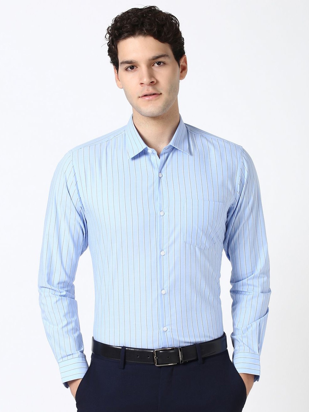 

Peter England Men Spread Collar Vertical Striped Cotton Formal Shirt, Blue