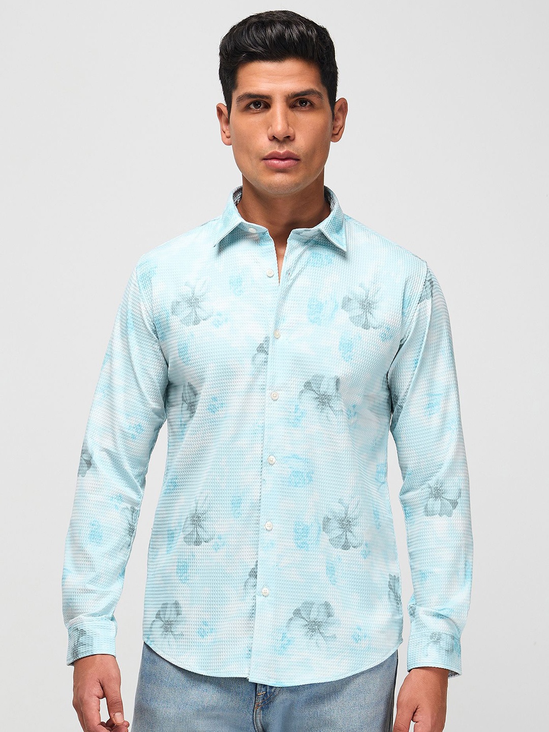 

Red Flame Men Spread Collar Floral Printed Cotton Linen Casual Shirt, Blue