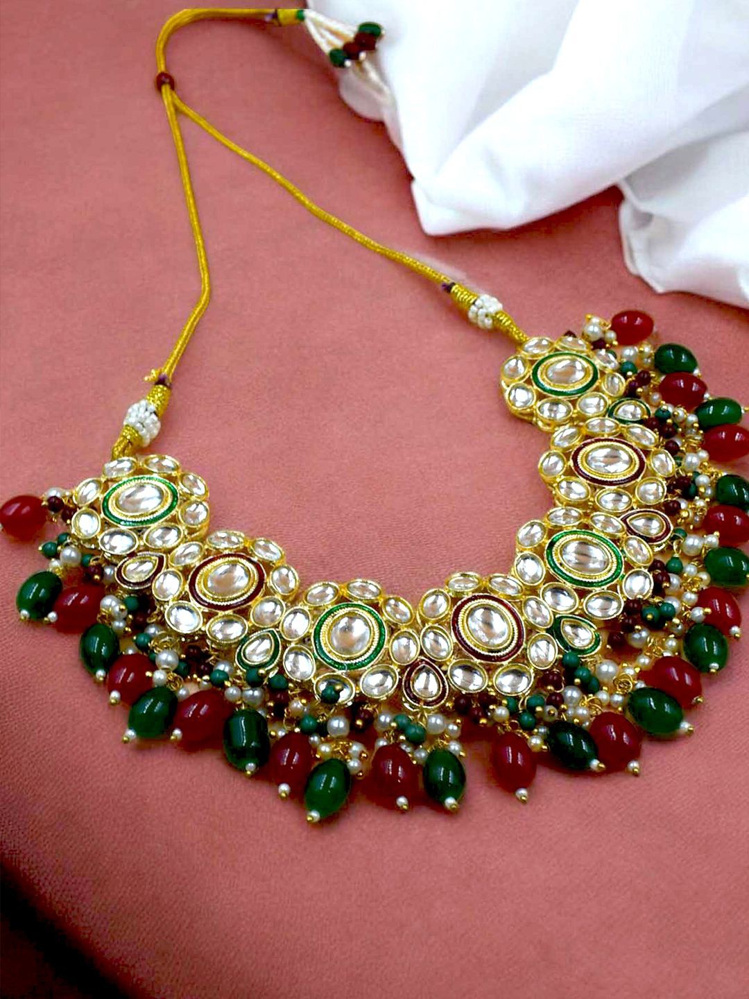 

TISHUL JEWELS Gold-Plated Stones Studded & Beaded Jewellery Set