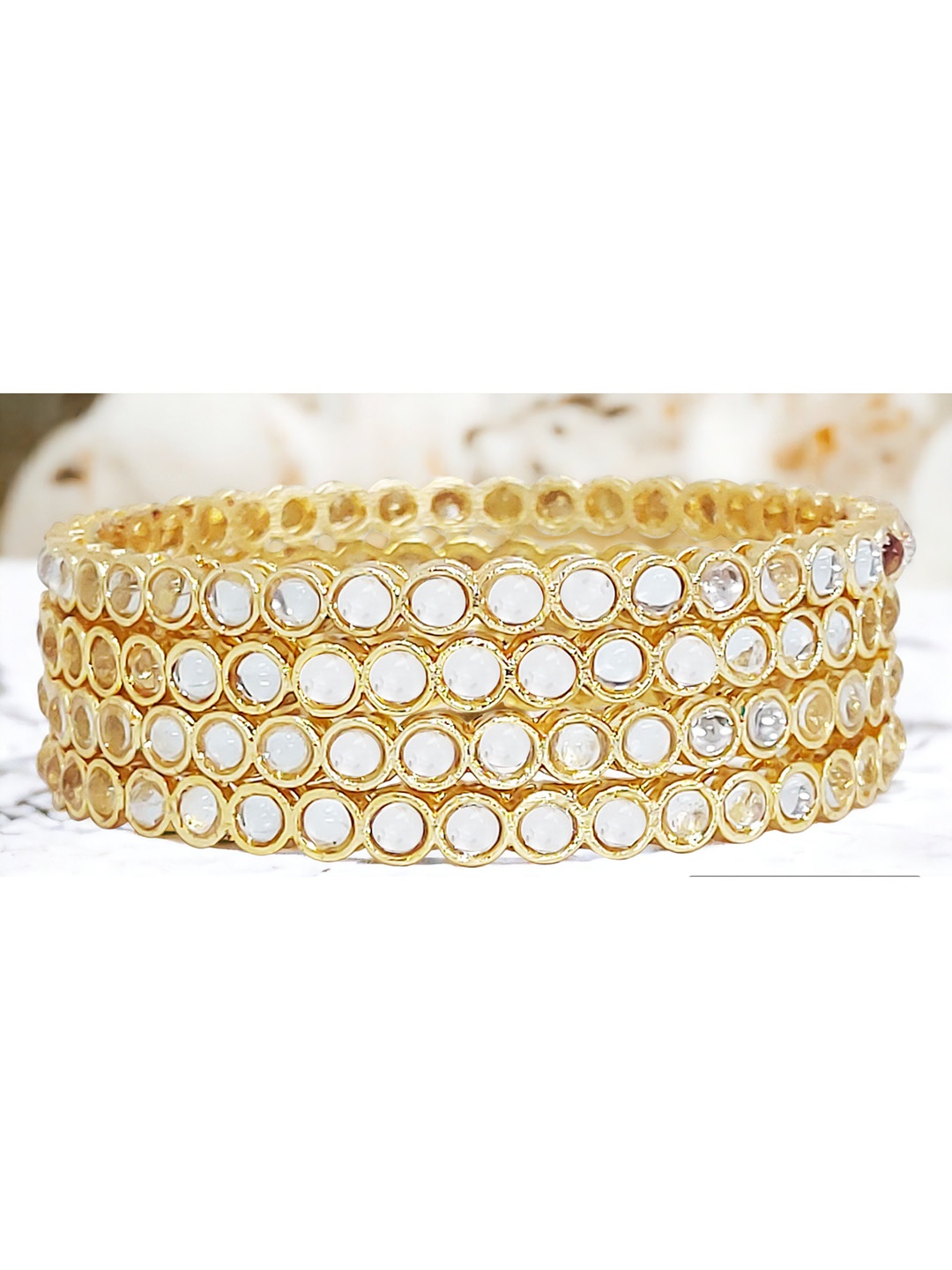 

CHRISHAN Set Of 4 Gold-Plated Stone-Studded Bangles