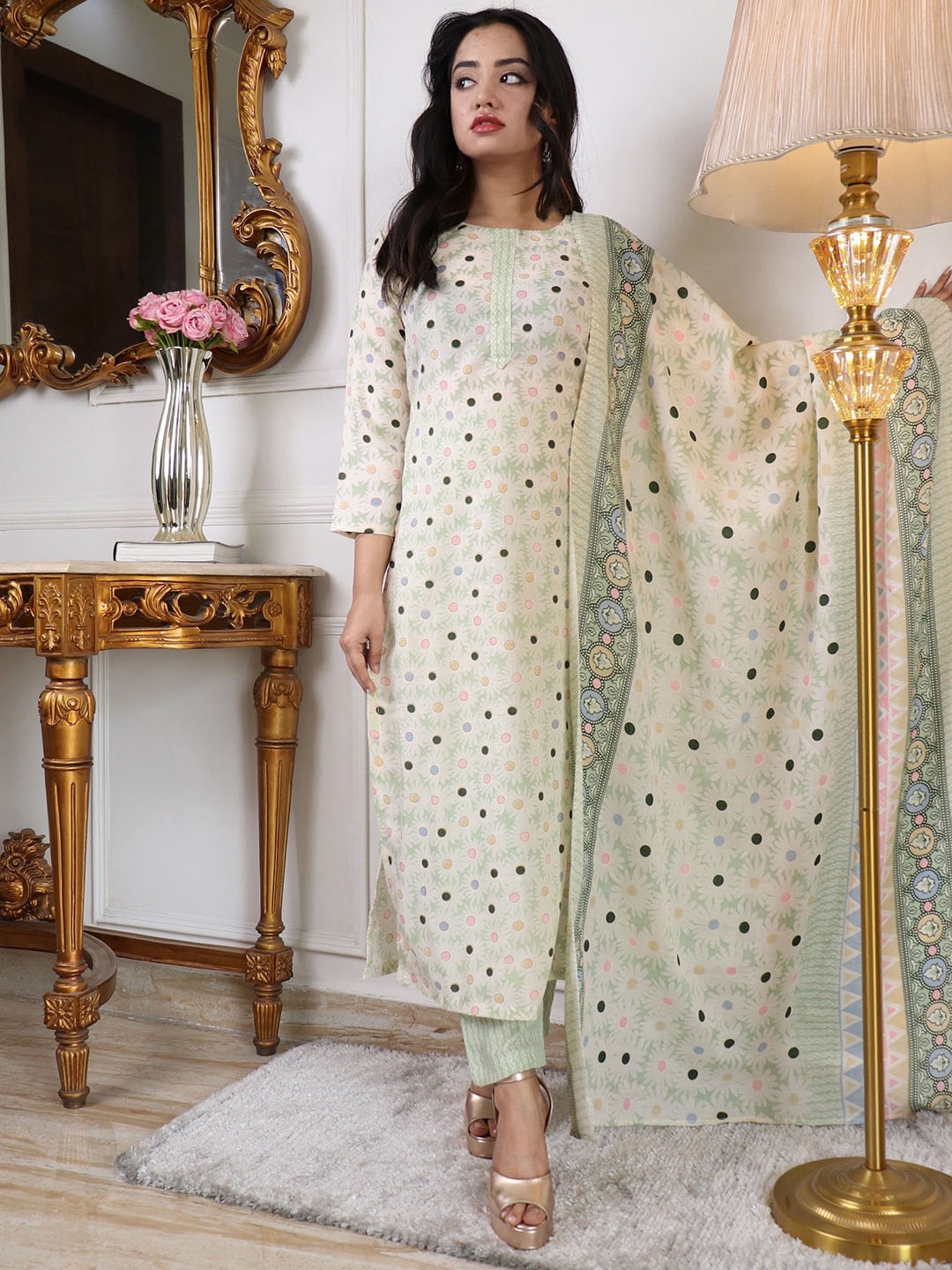 

VIVARAA FASHION Floral Printed Straight Kurta with Trousers & With Dupatta, White
