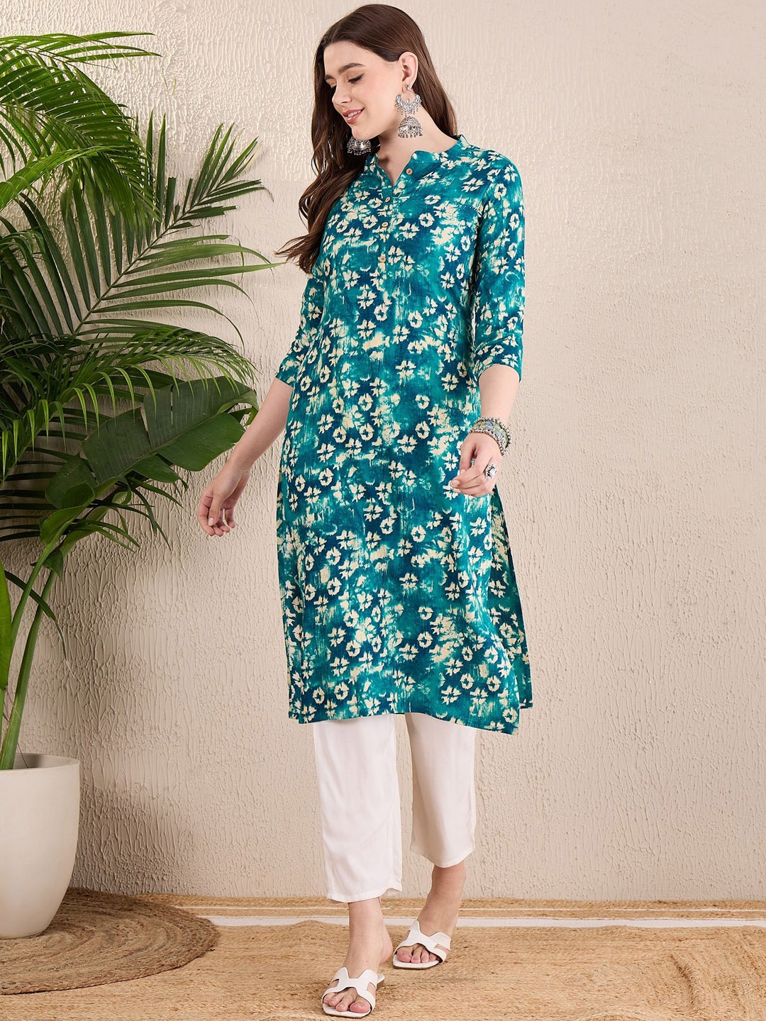 

Anouk Printed Mandarin Collar Kurta, Green