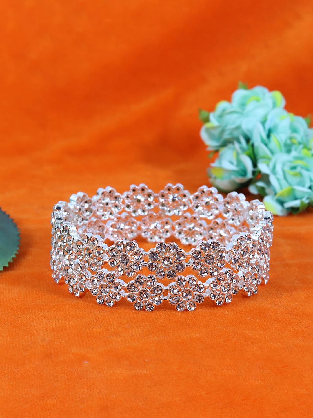 

ZULKA Set of 2 Silver-Plated Zircon Gemstone Studded Bangles