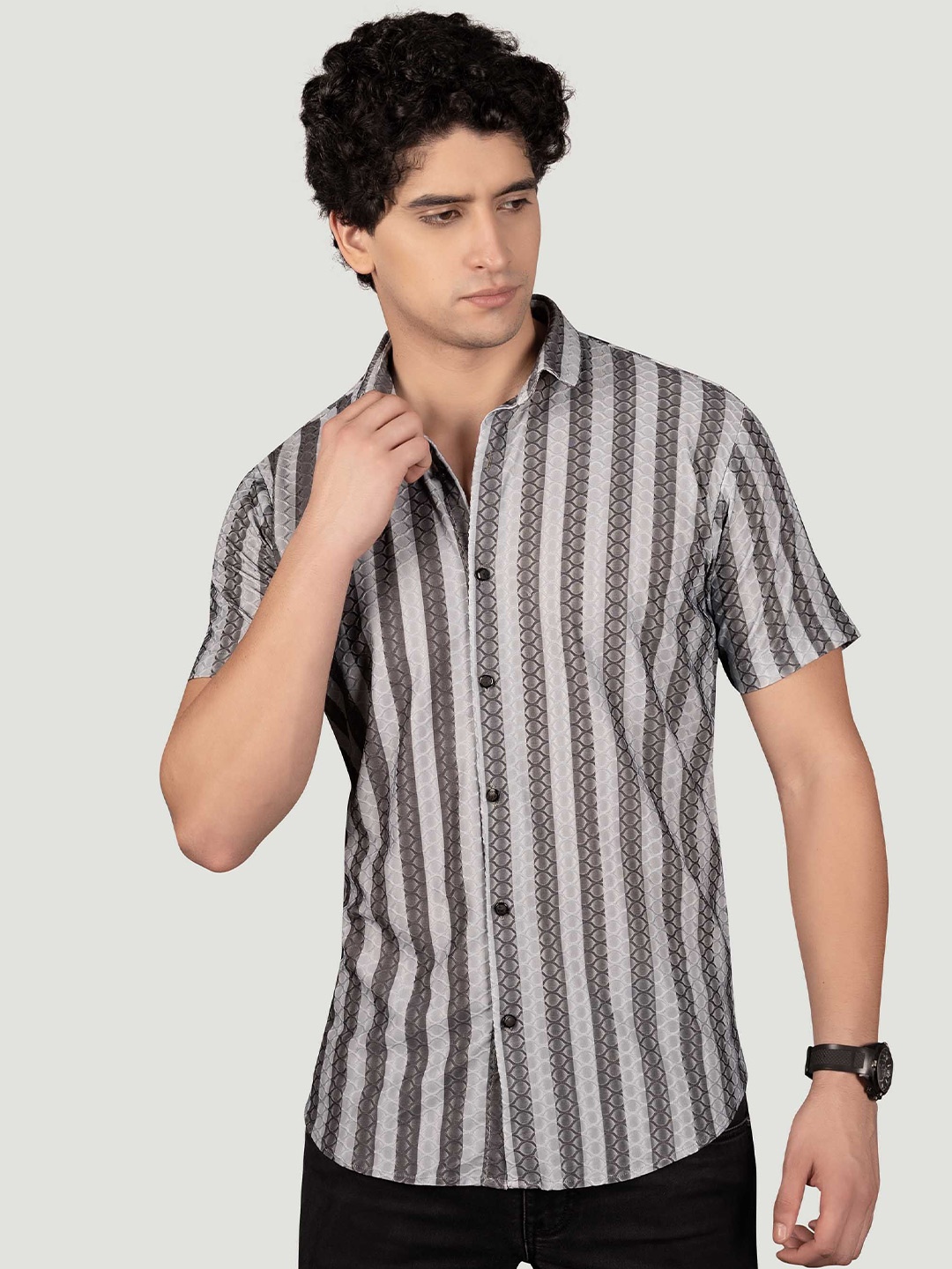 

ALMATY Men Comfort Slim Fit Opaque Printed Casual Shirt, Grey