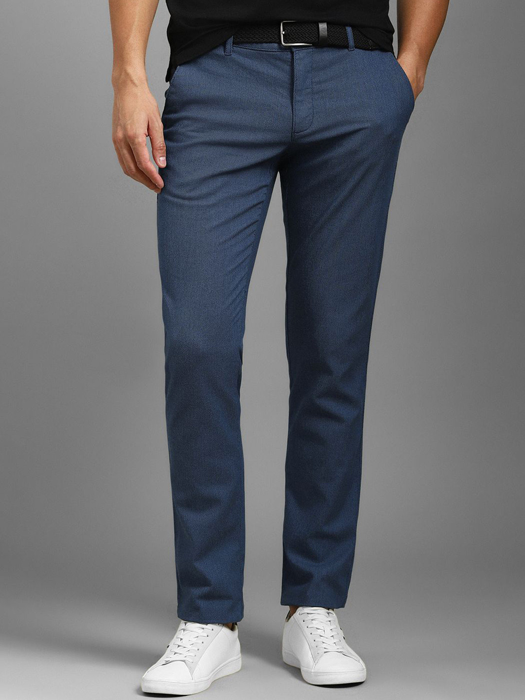 

Louis Philippe Sport Men Mid-Rise Slim Fit Trouser, Blue