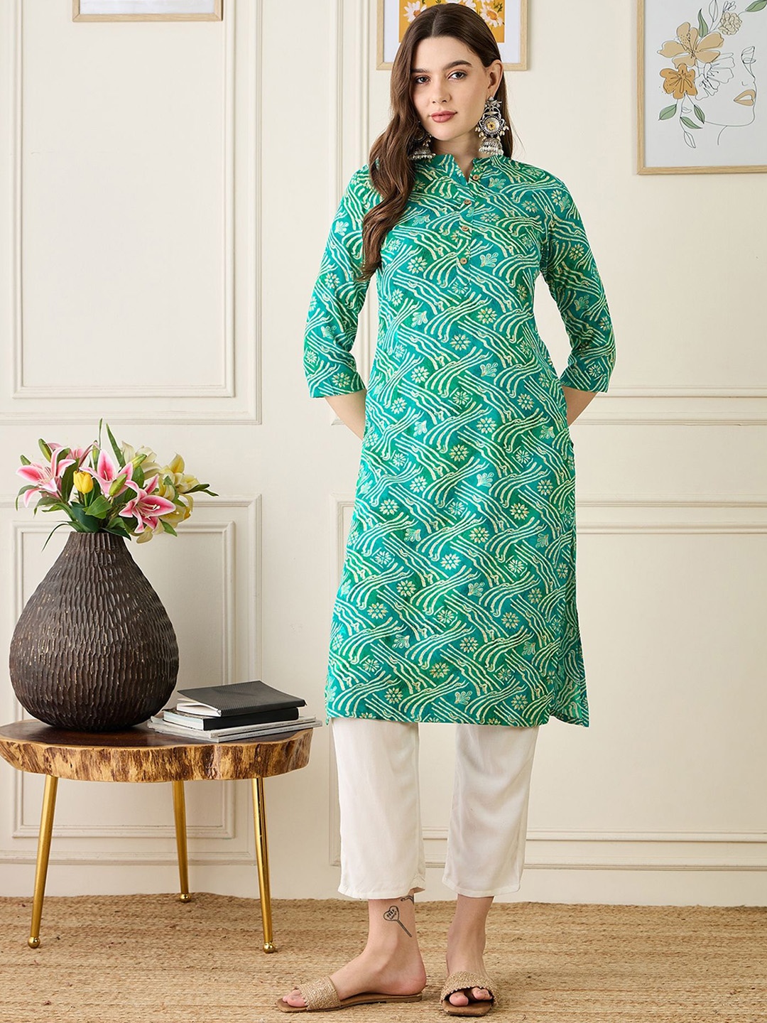 

Anouk Women Printed Mandarin Collar Straight Kurta, Green