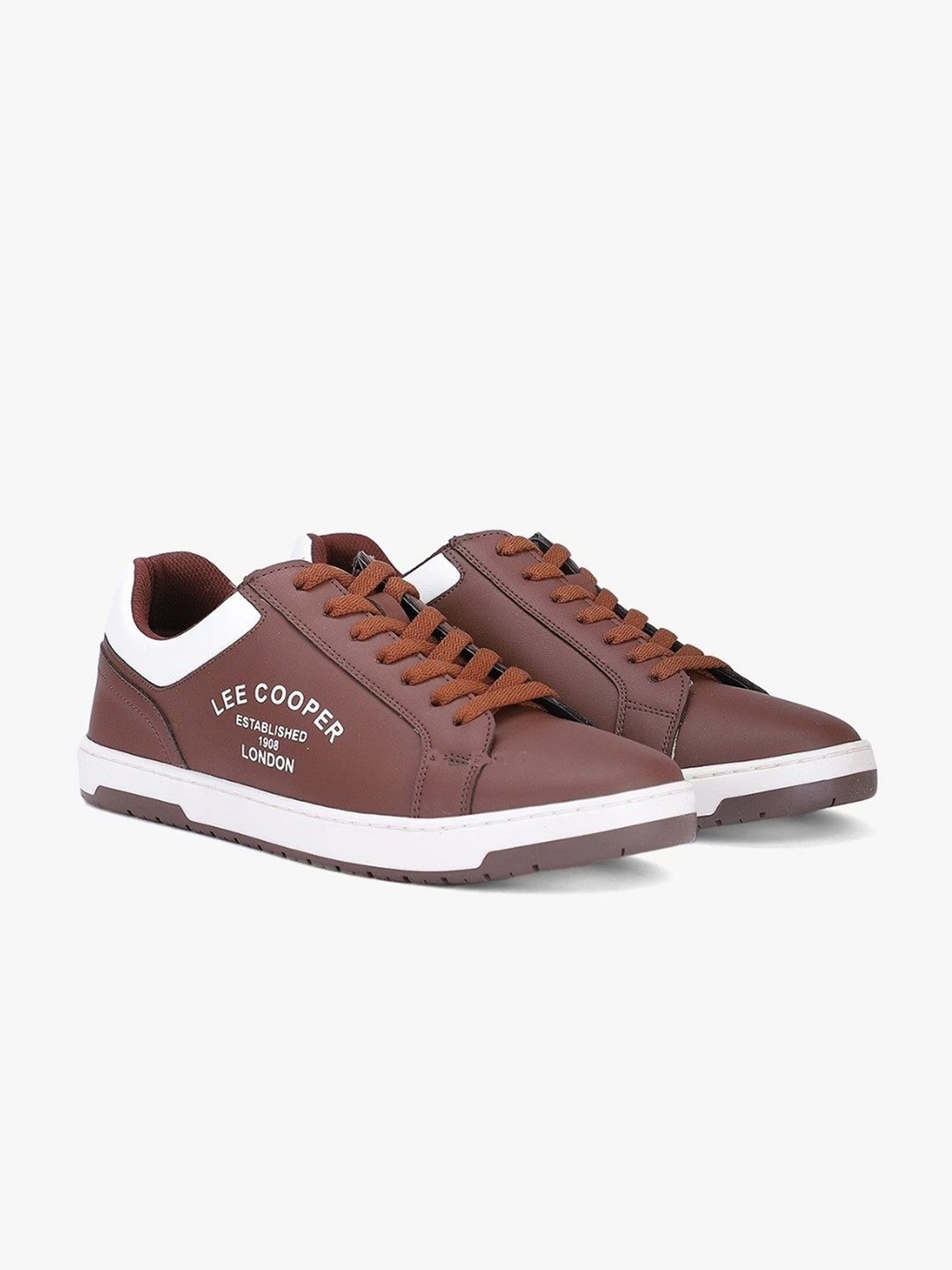 

Lee Cooper Men Colourblocked Lightweight Sneakers, Brown