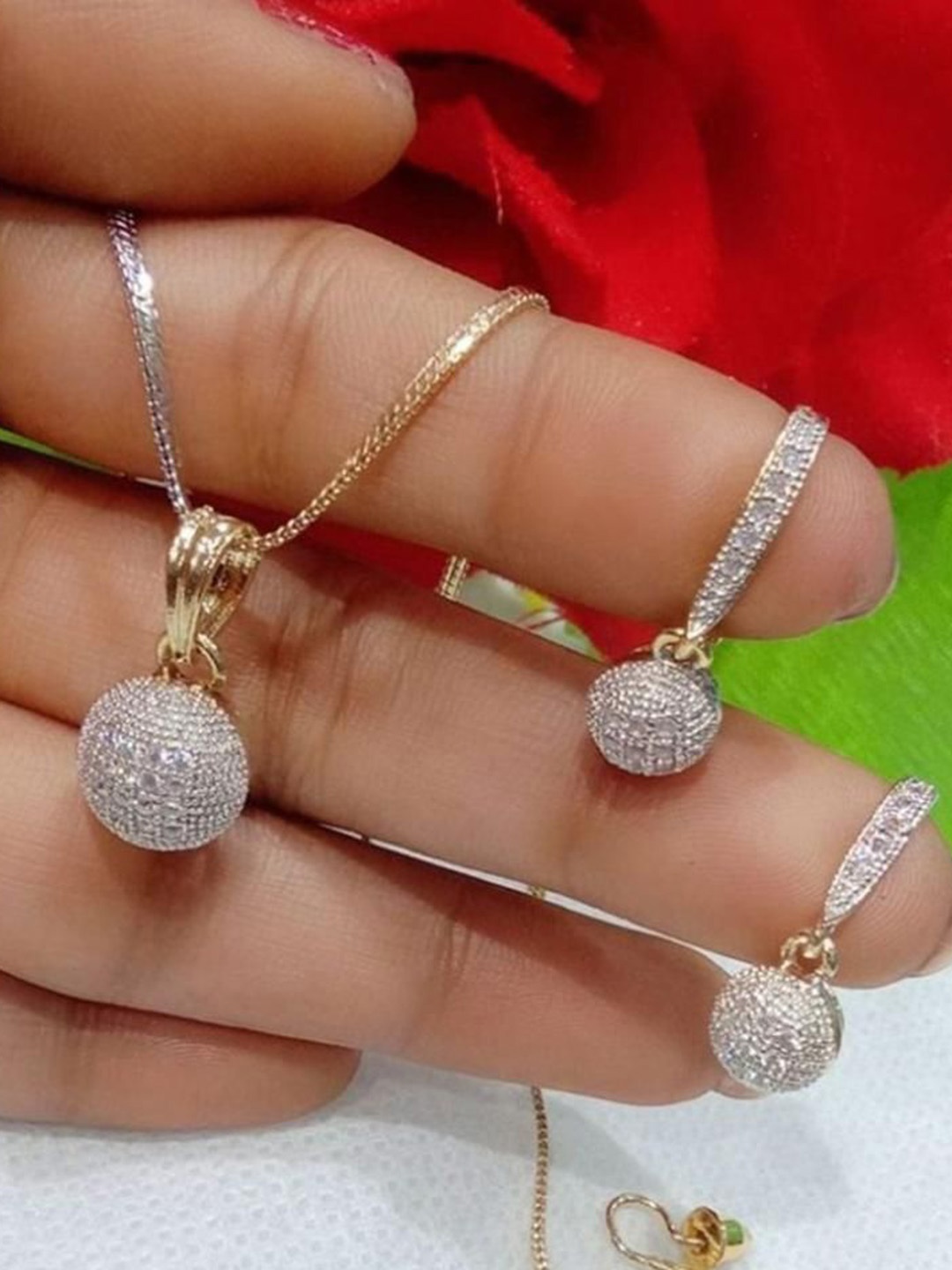 

SUNHARI Gold-Plated Stone Studded Jewellery Set