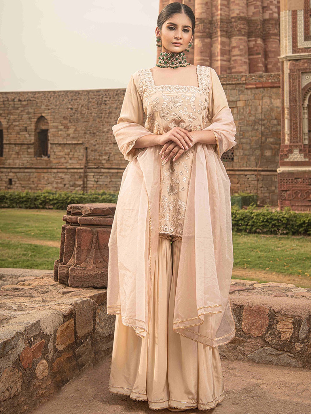 

The Front Row Women Floral Embroidered Kurti, Sharara & Dupatta, Beige