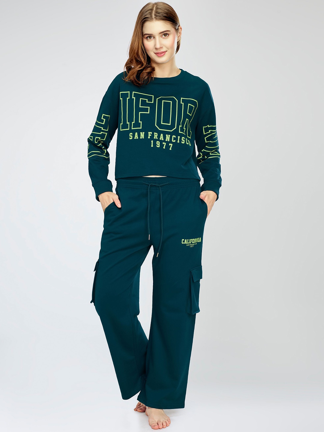 

Zeyo Women Printed Round Neck Night Suit, Teal