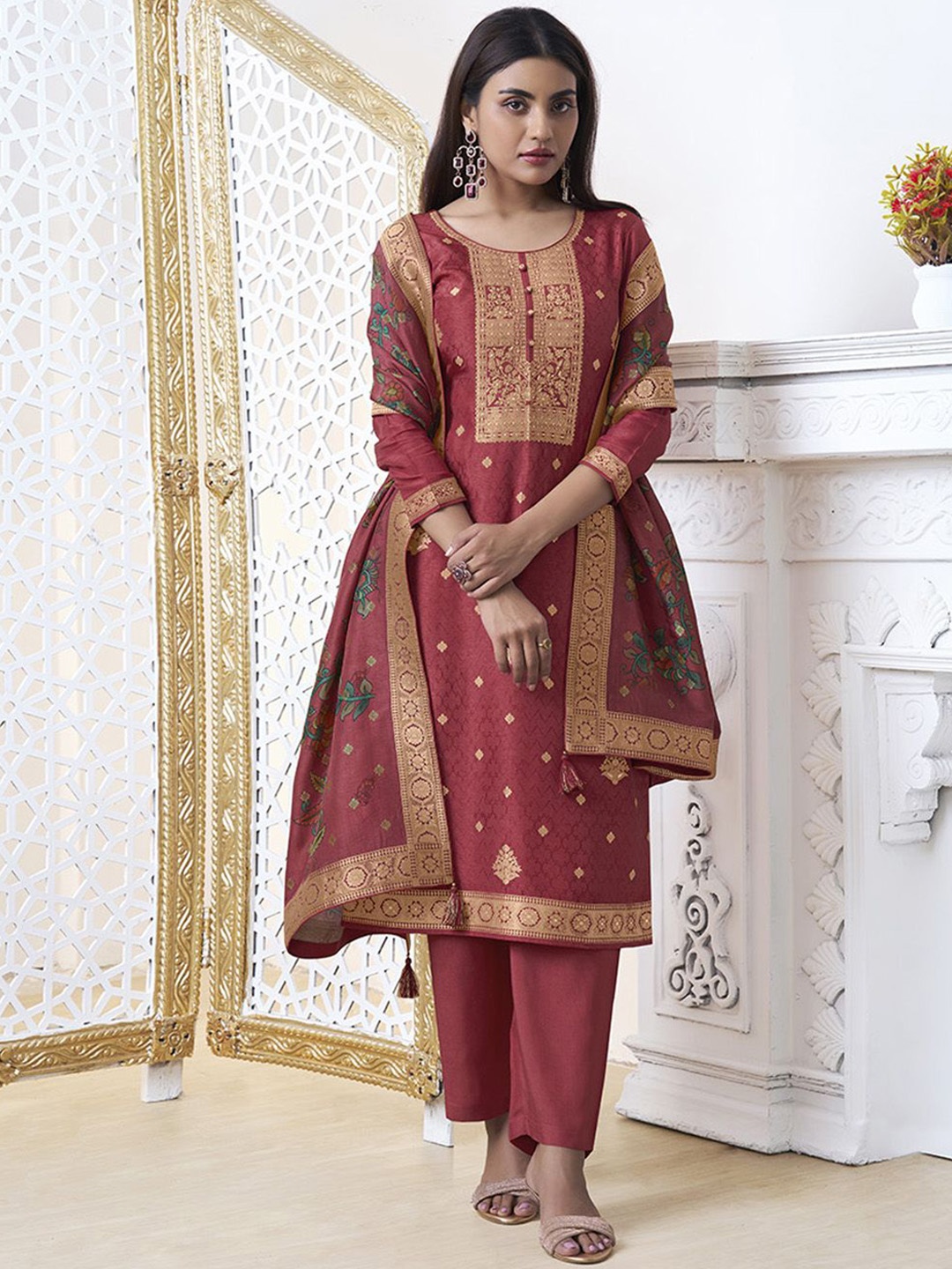 

Seerat Ethnic Motifs Woven Design Round Neck Regular Pure Silk Kurta & Trouser & Dupatta, Rust