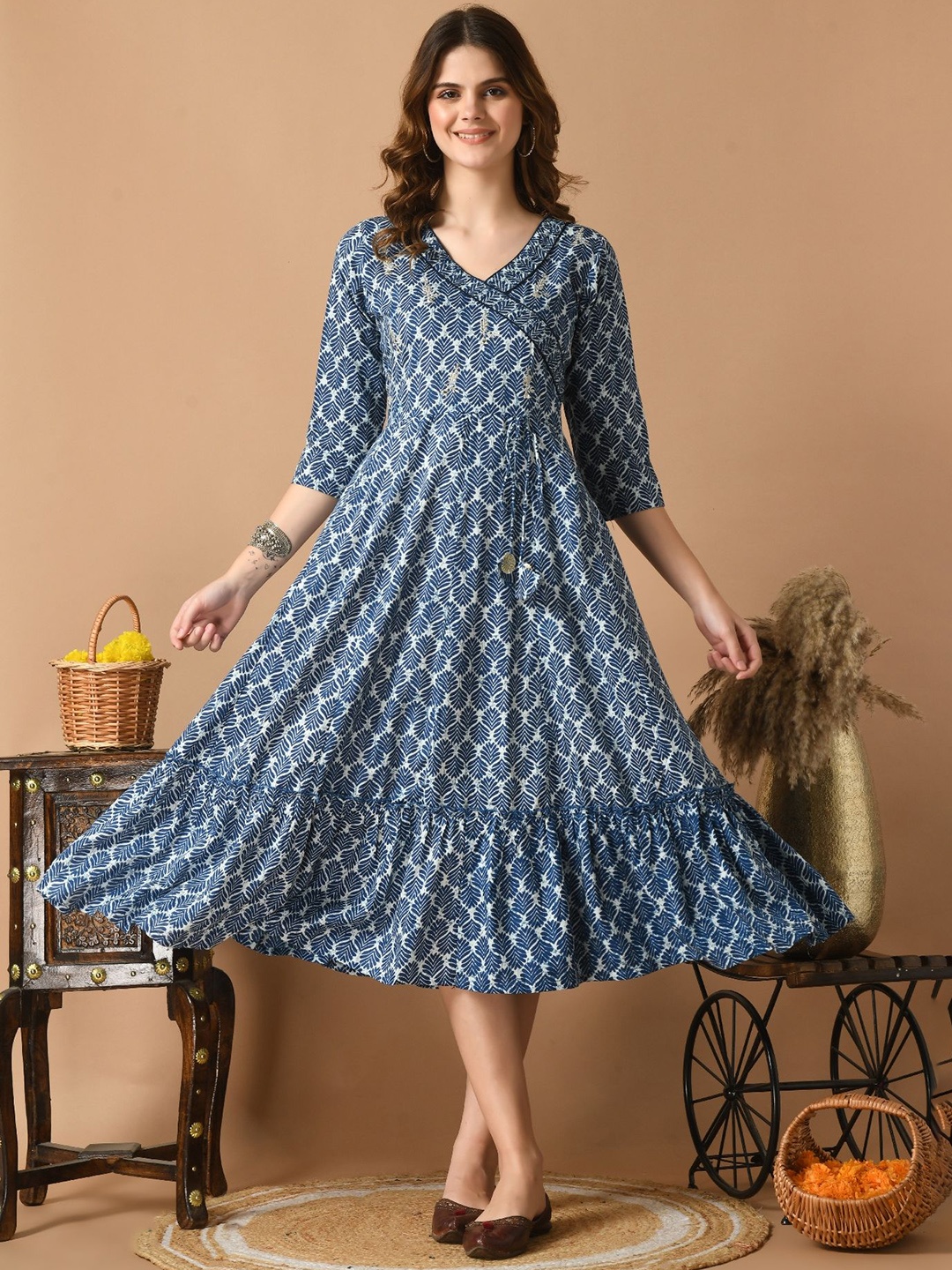 

AAYUMI Floral Printed V-Neck Three-Quarter Sleeves Pure Cotton Ethnic Dress, Navy blue