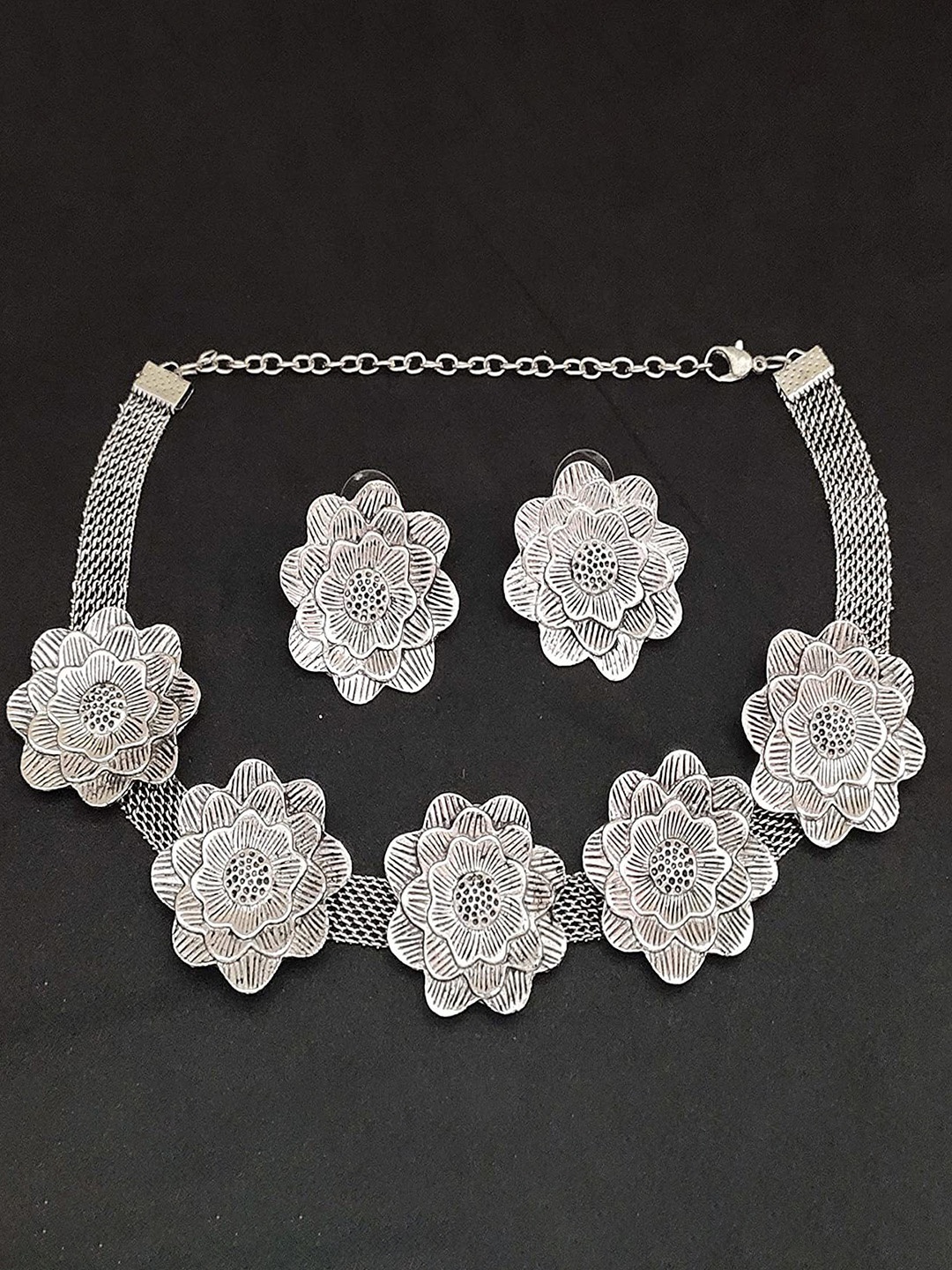 

SUNHARI Silver-Plated Necklace & Earrings