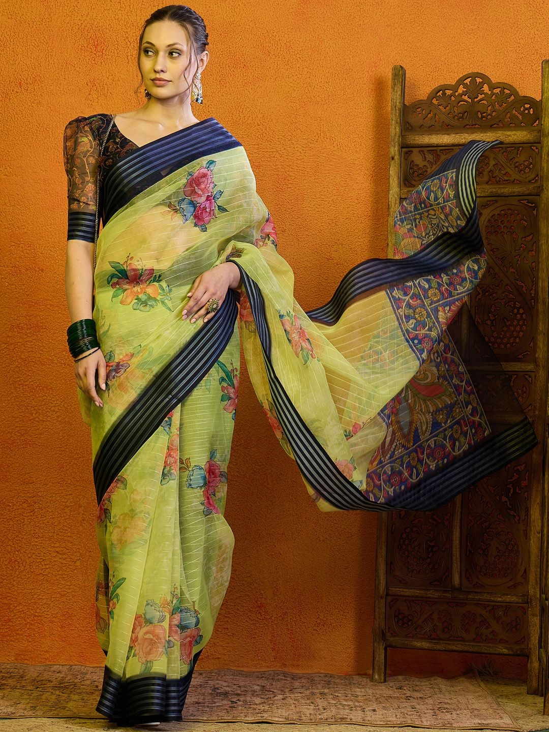 

Sangria Floral Printed Party Wear Saree With Blouse, Green
