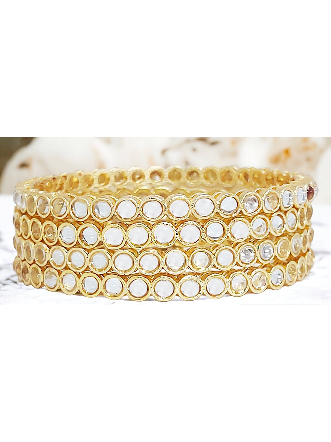 

CHRISHAN Set Of 4 Gold-Plated Stone Studded Bangle