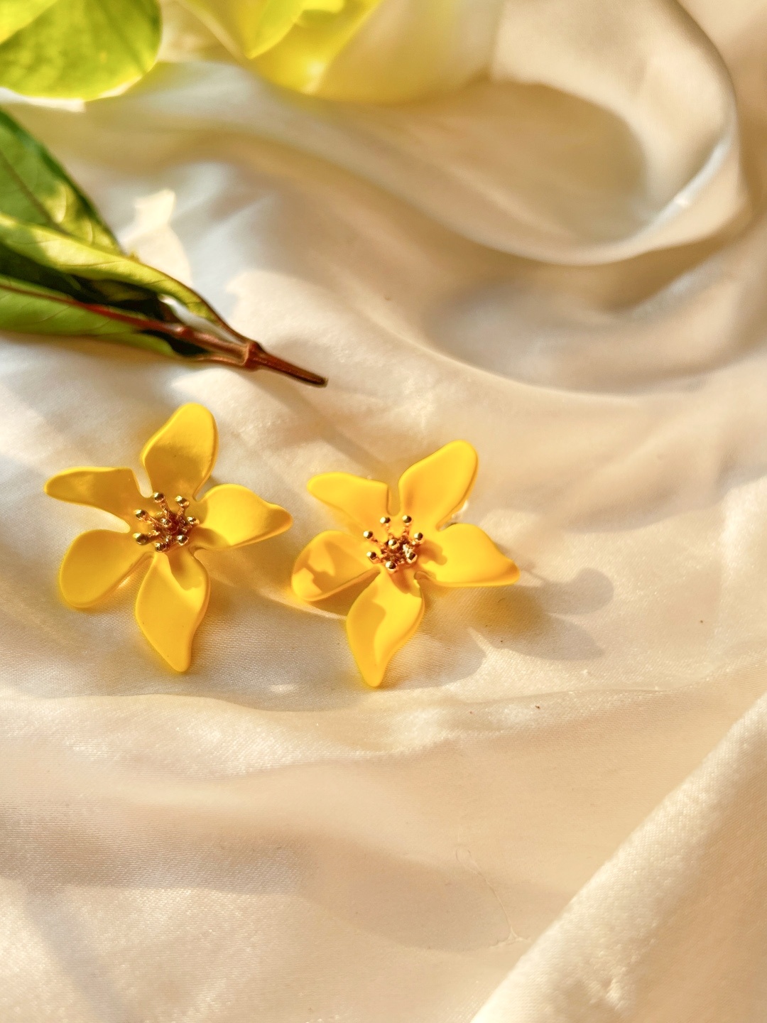 

The Jewellery Tale Gold-Plated Floral Shaped Studs, Yellow