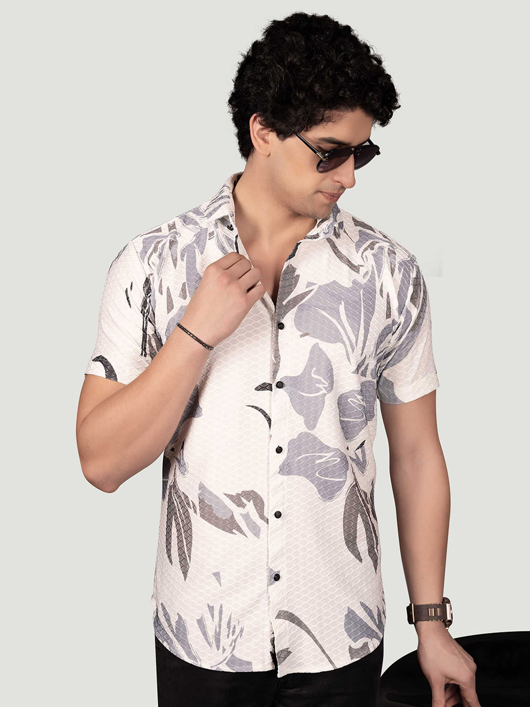 

ALMATY Men Comfort Slim Fit Abstract Printed Casual Shirt, Peach