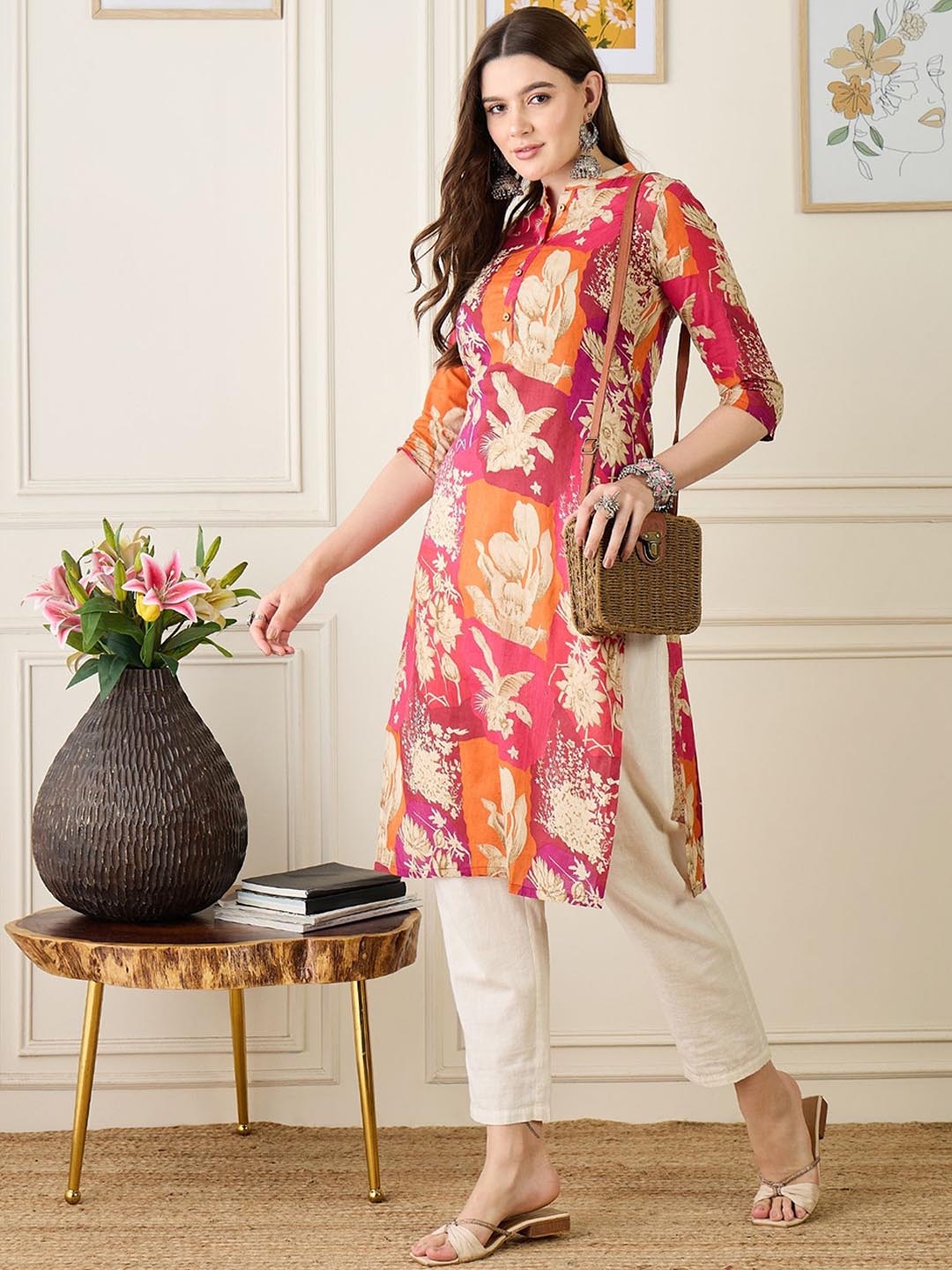 

Anouk Women Floral Printed Pure Cotton Kurta, Red