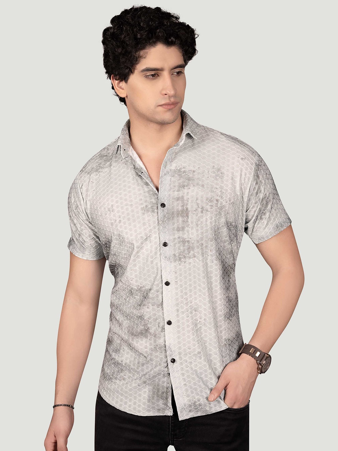 

ALMATY Men Comfort Slim Fit Abstract Printed Casual Shirt, Grey