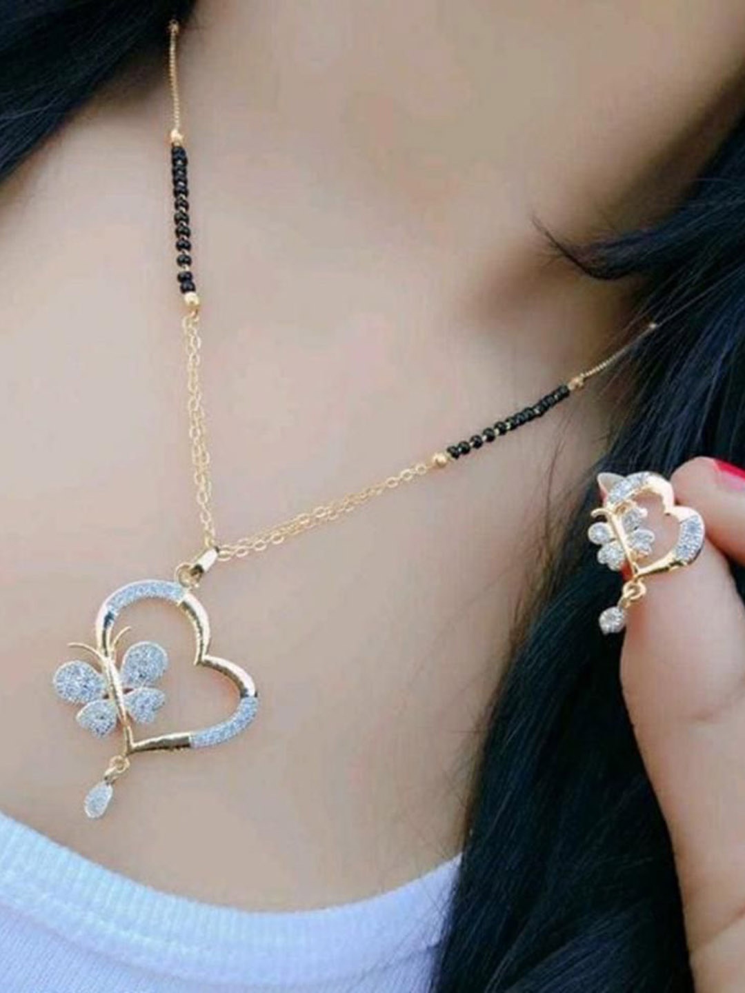 

SUNHARI Gold-Plated Artificial Stones and Beads Mangalsutra