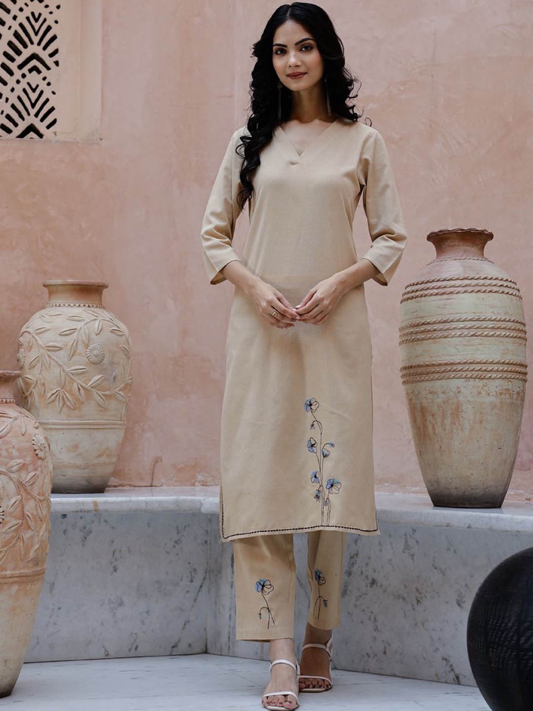 

RangDeep Thread Work Printed Kurta with Trousers, Beige